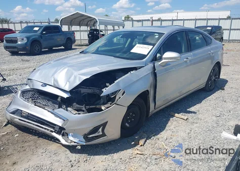 2019 Ford Fusion Titanium from USA, damaged, VIN 3FA6P0D9XKR124266